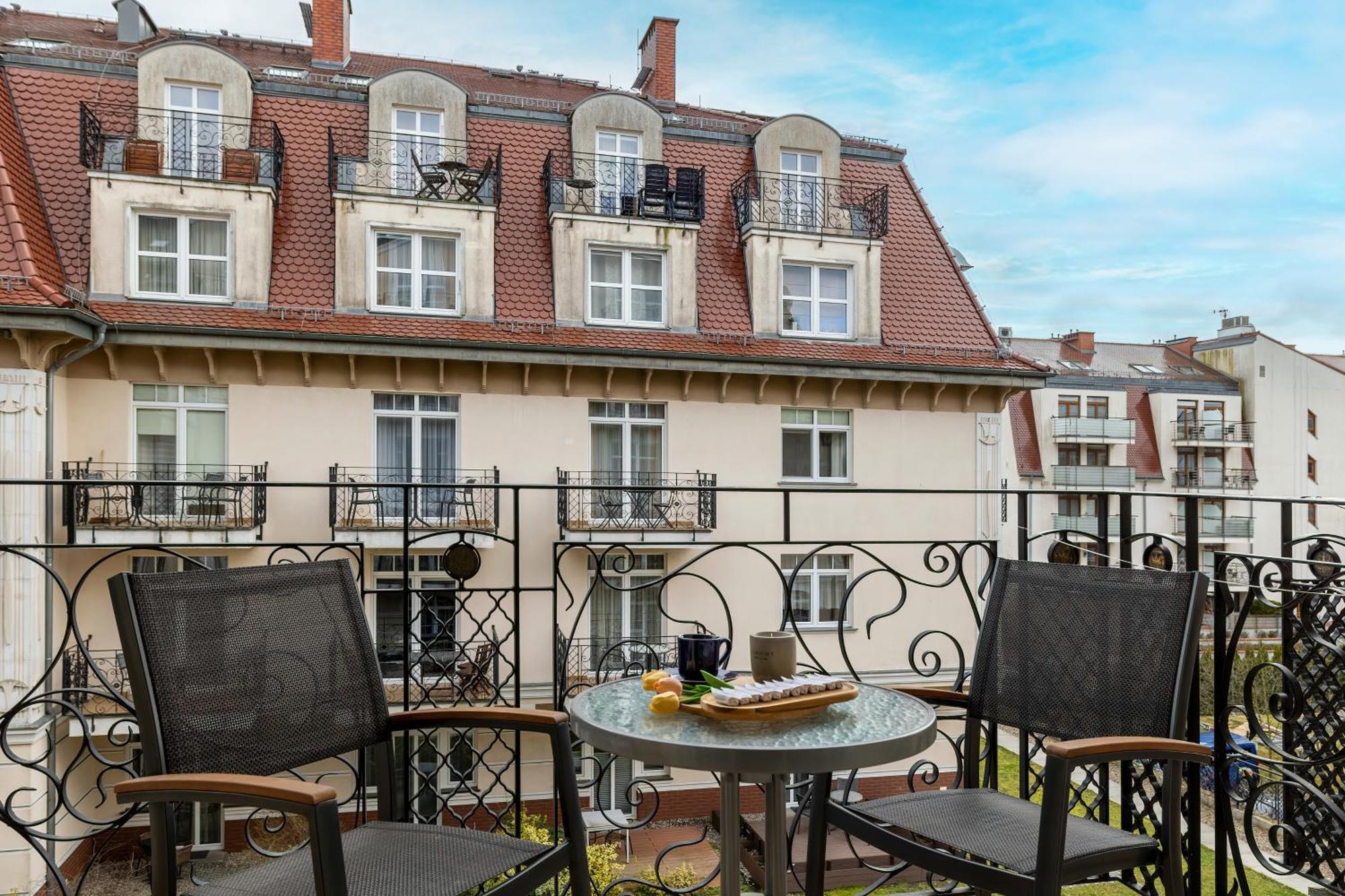 Apartamenty Trzy Korony By Noclegi Renters Swinoujscie Exterior photo