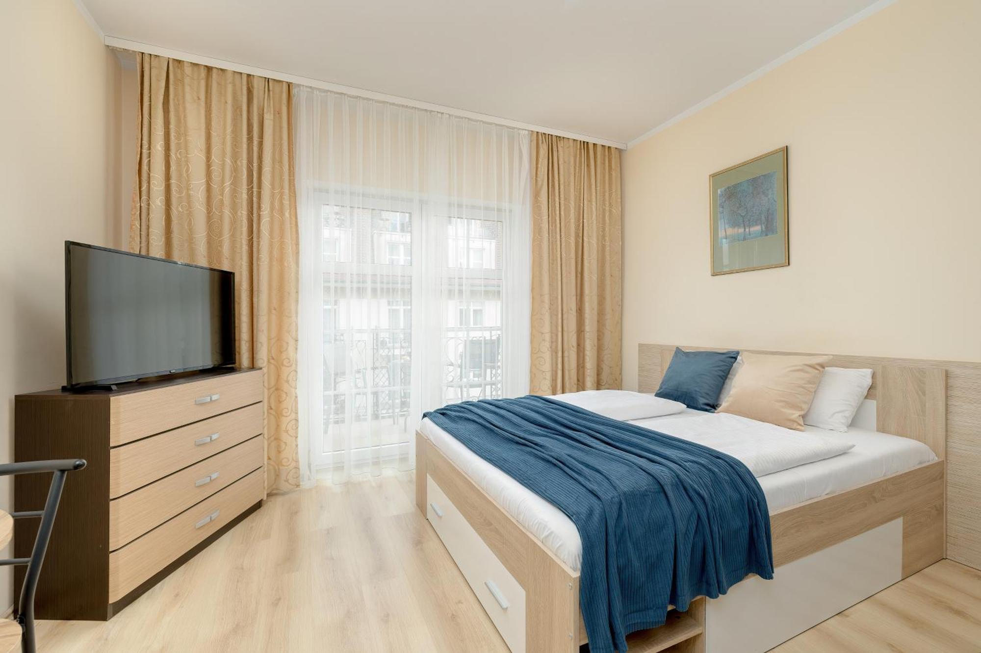 Apartamenty Trzy Korony By Noclegi Renters Swinoujscie Exterior photo