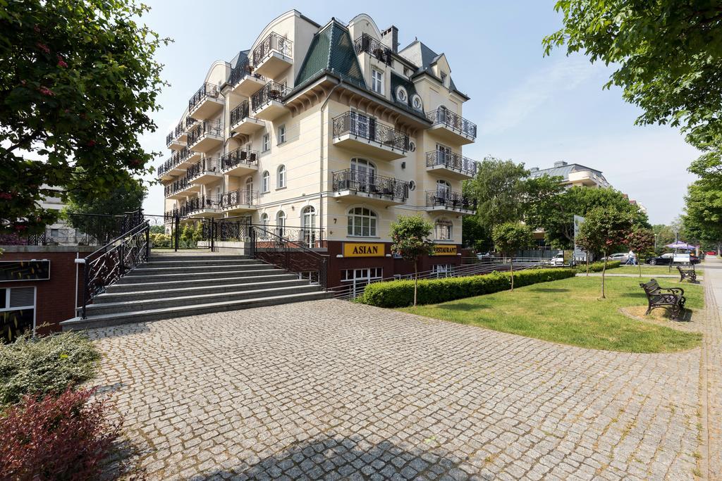 Apartamenty Trzy Korony By Noclegi Renters Swinoujscie Exterior photo